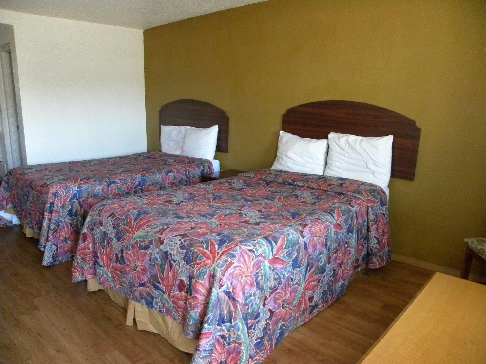 Guest Inn Rogers Buitenkant foto