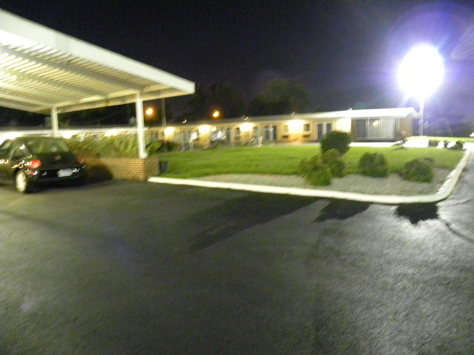 Guest Inn Rogers Buitenkant foto